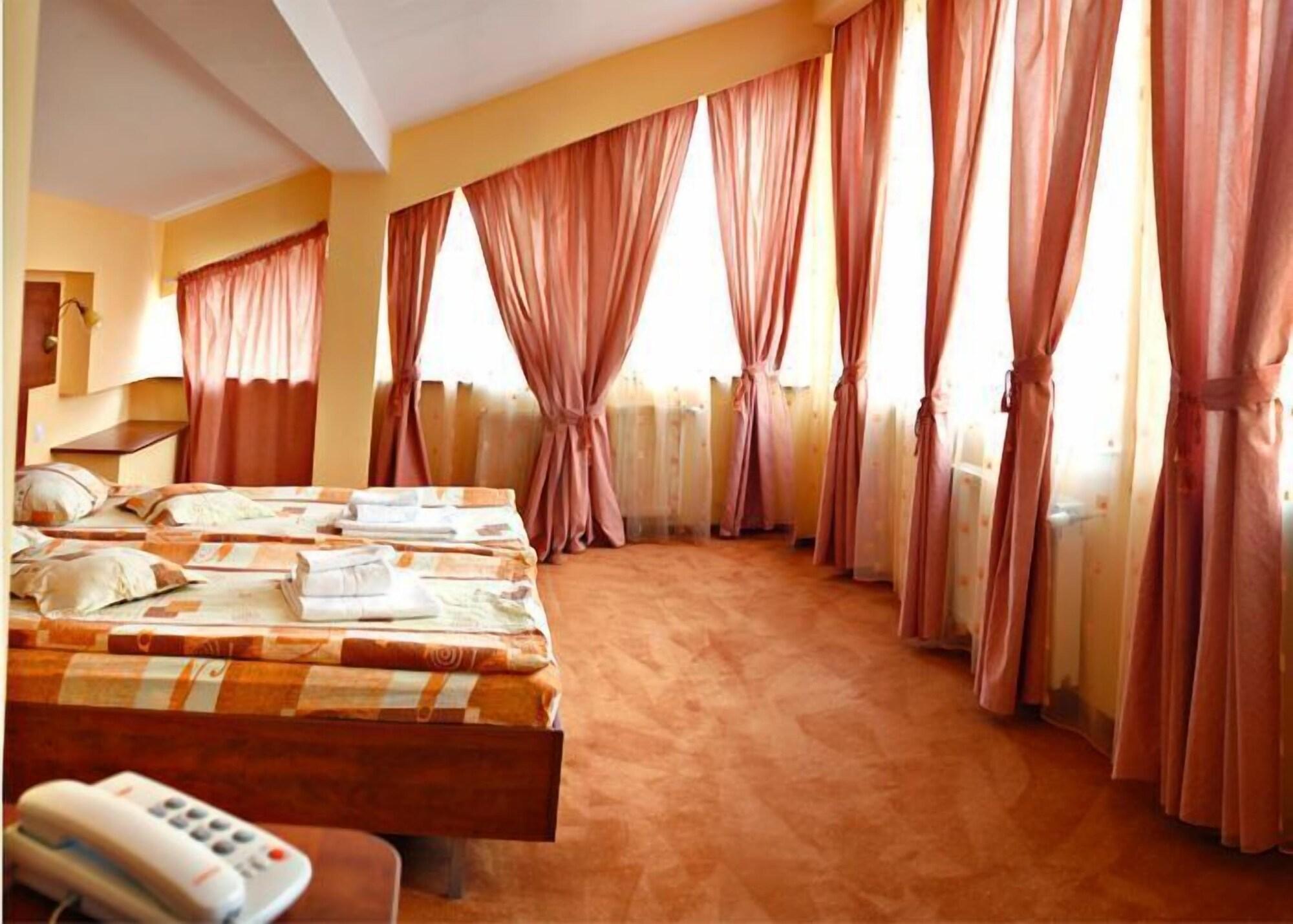 Hotel City Center บราชอฟ ภายนอก รูปภาพ